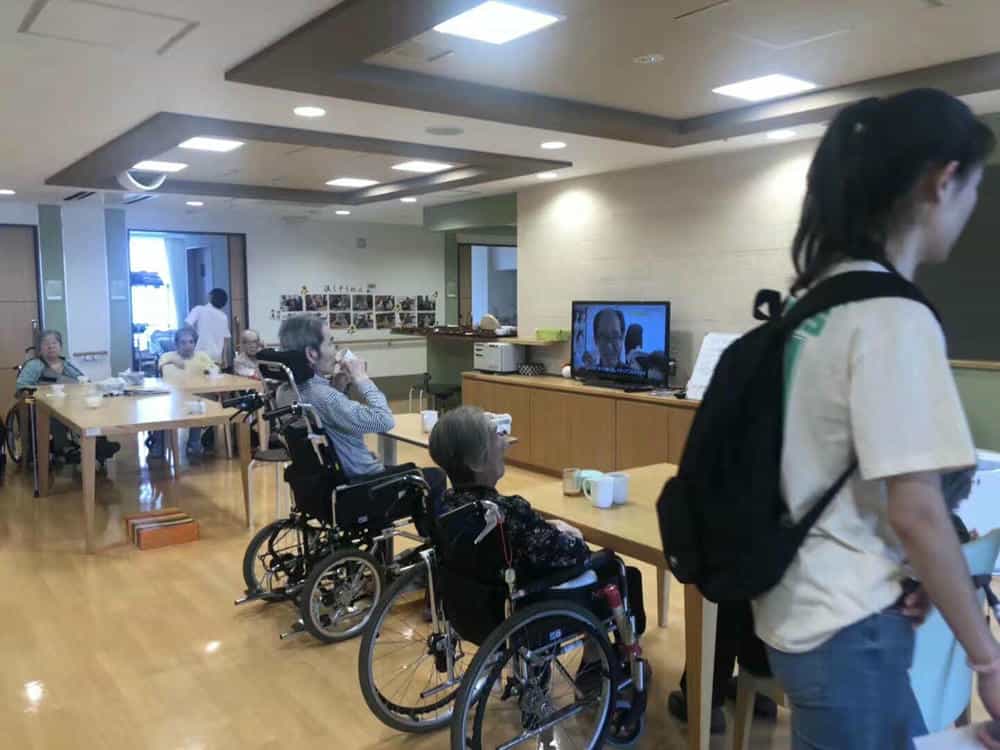 介護(hù)男女工(圖3)